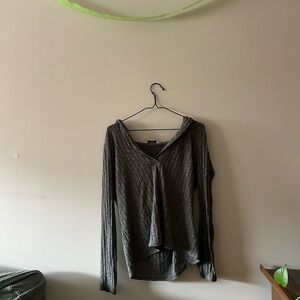 Urban Outfitters Gray Ribbed Hooded V‑Neck Top